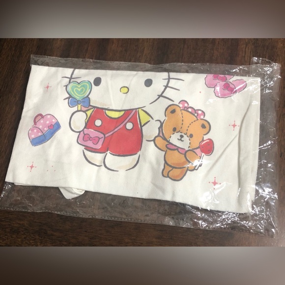 Hello Kitty shoulder canvas tote bag cream. Size 15”L 13-3/4” W - Picture 3 of 4